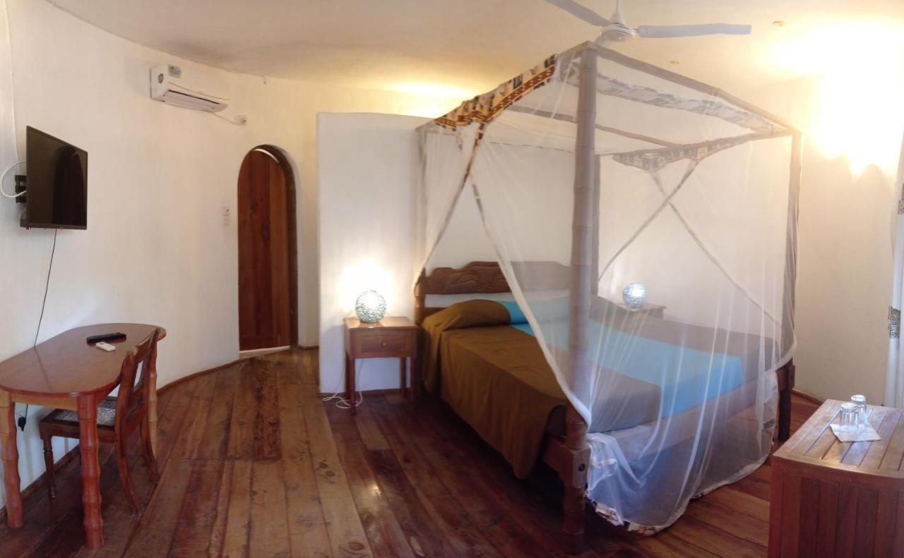 Lily Palm Resort Watamu Exterior foto